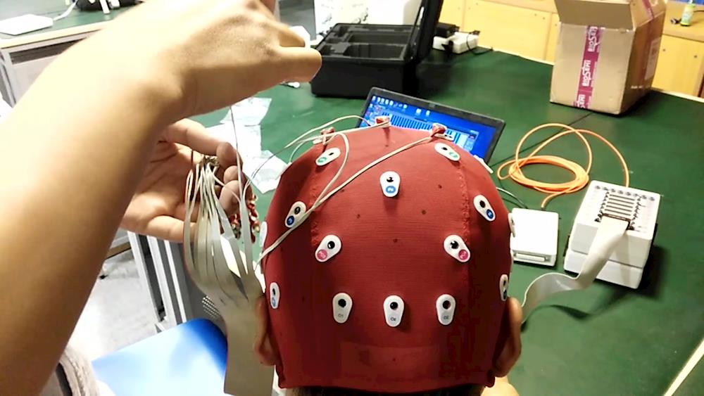 多传感器信号处理与脑机接口实验室 多传感器信号处理与脑机接口实验室