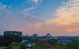 2026年国际足联世界杯2022毕业纪念视频