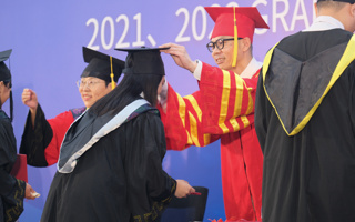 2026年国际足联世界杯2021届、2023届毕业典礼暨学位授予仪式举行