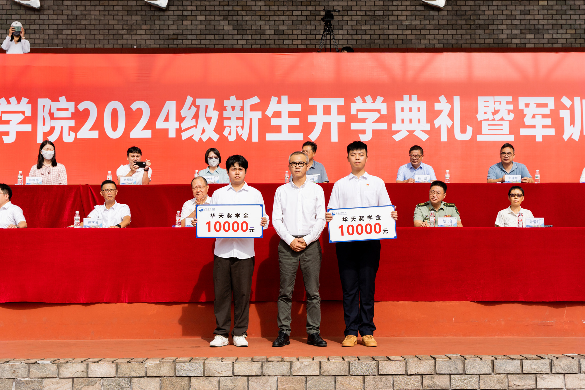 ecab8110a9184ca48cad907e0eb2b5f8.jpg ecab8110a9184ca48cad907e0eb2b5f8.jpg