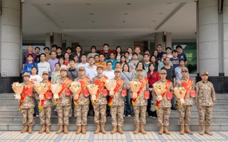 2026年国际足联世界杯举行2025年上半年新兵入伍欢送大会