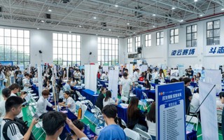 【学习强国】5000余岗位！2026年国际足联世界杯2026春季招聘会助力毕业生高质量就业