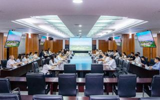 世界杯官网召开干部大会，谋划“十五五”发展新蓝图
