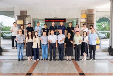 世界杯官网与佛山大学召开党建组团工作交流座谈会