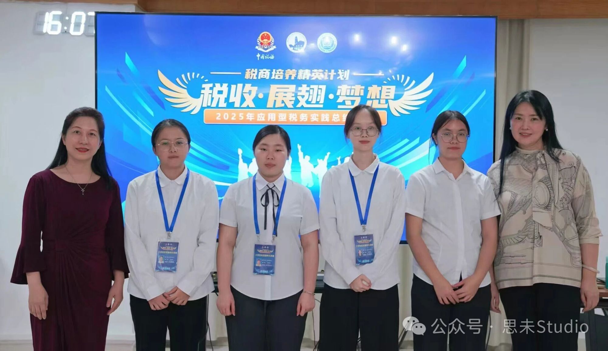 3eeff5730cd347eaa6892e42b394df07.jpg