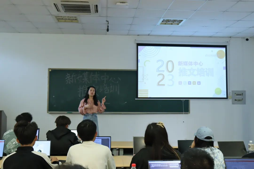 82731a5d6ff8485aaa3ca2e9b6744184.png 82731a5d6ff8485aaa3ca2e9b6744184.png